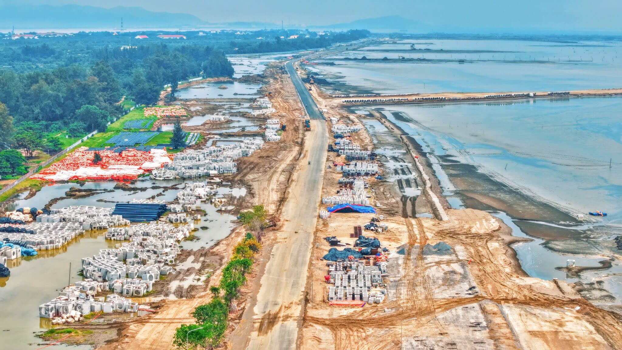 tiến độ Imperia Green Paradise tháng 10/2025.