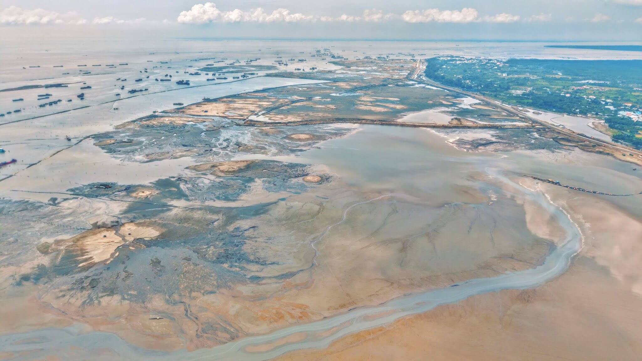 tiến độ Imperia Green Paradise tháng 10/2025.